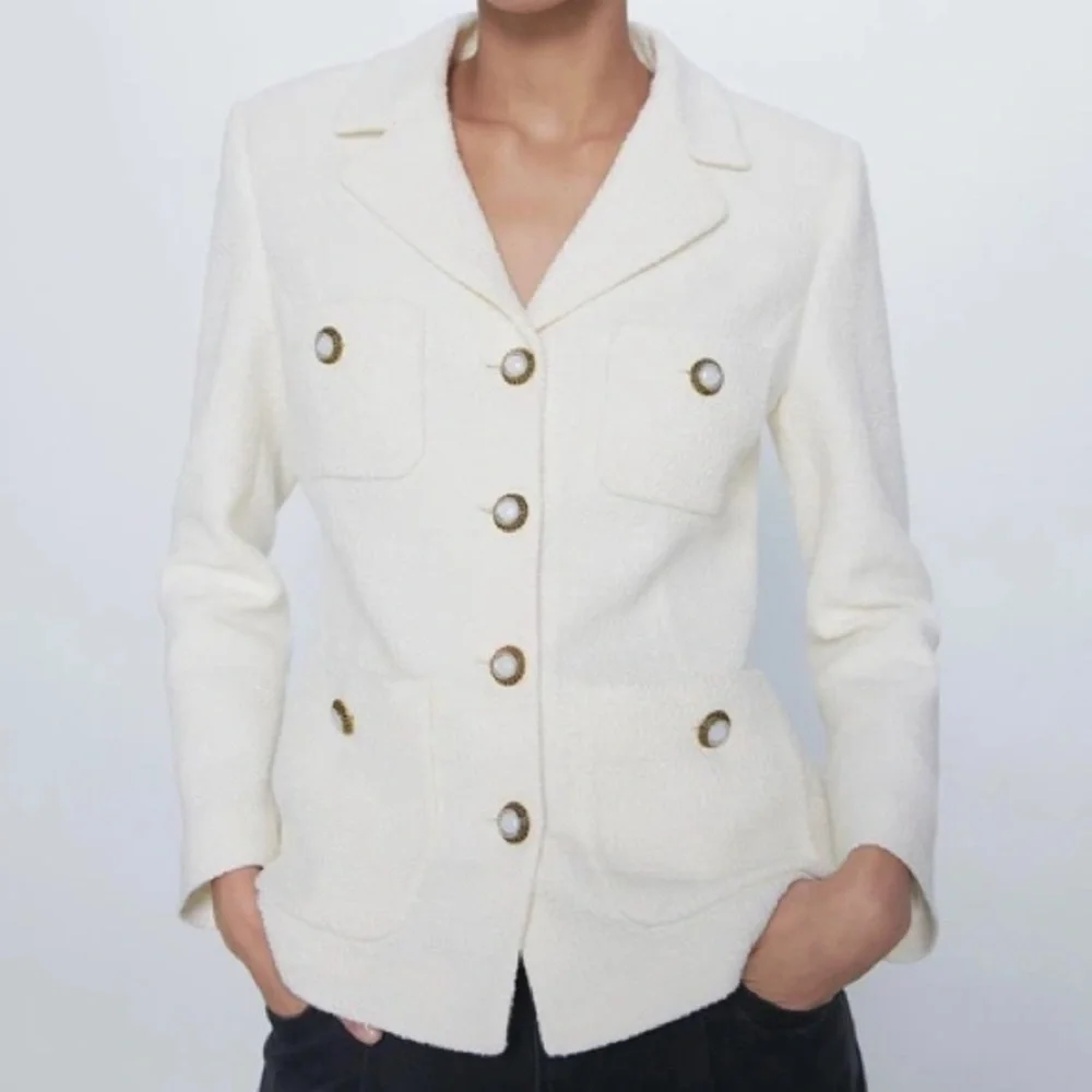 ZARA JACKET WITH BUTTONS size S